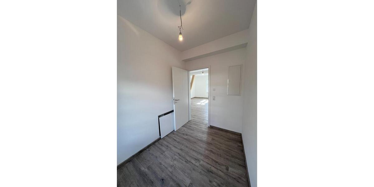 Etagenwohnung Kirchhain - 4 Zimmer, 75 m&sup2;, 1.119&euro; | Angebot:25932472