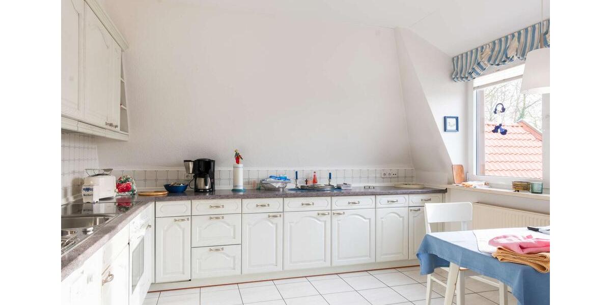 Dachgeschoßwohnung Bad Zwischenahn - 3.5 Zimmer, 127 m&sup2;, 1.200&euro; | Angebot:25783968