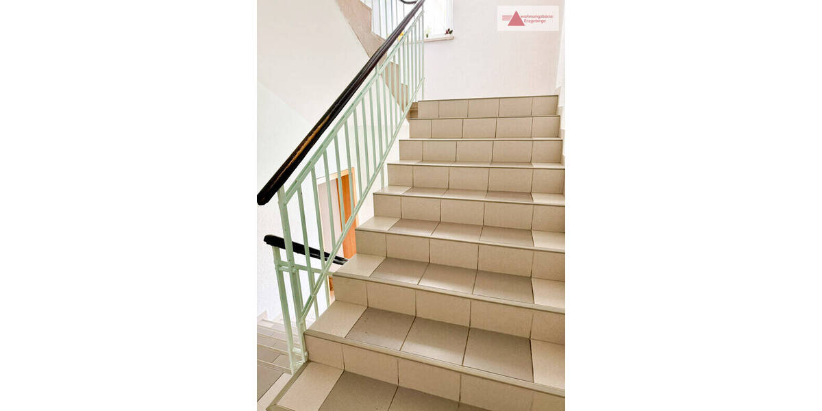 Etagenwohnung Geyer - 4 Zimmer, 92 m&sup2;, 520&euro; | Angebot:26377316