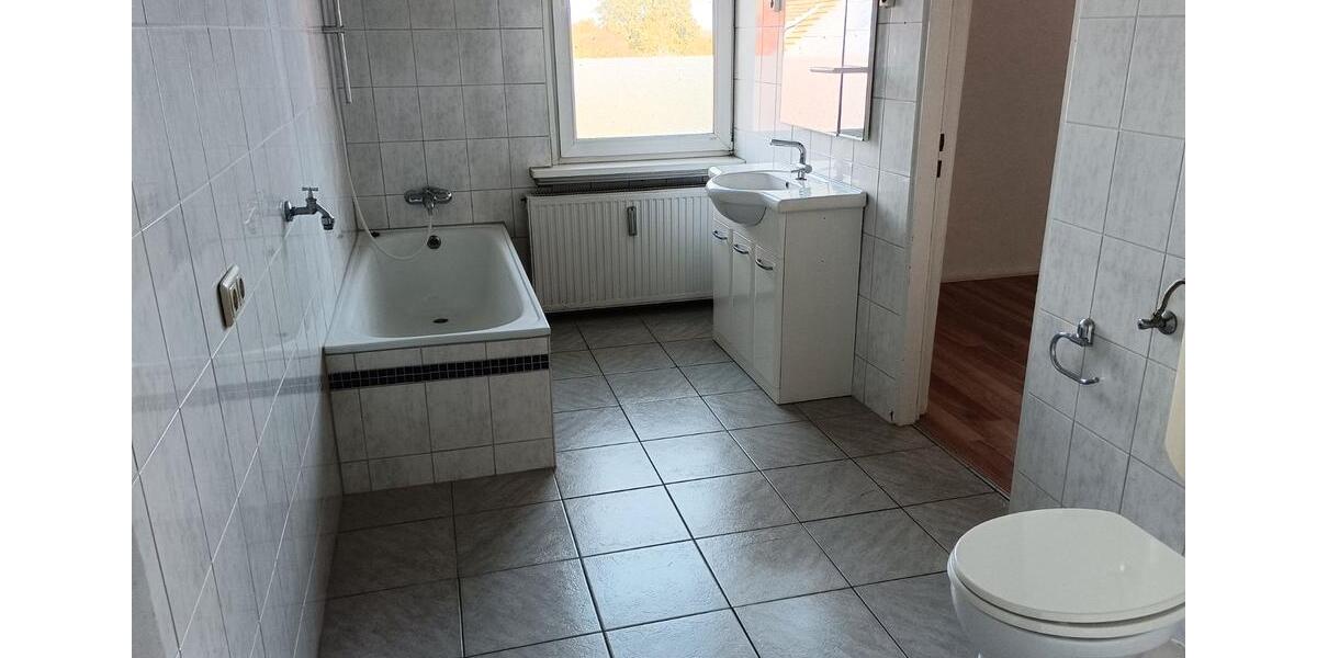 Etagenwohnung Linau - 3 Zimmer, 97 m&sup2;, 850&euro; | Angebot:26444740