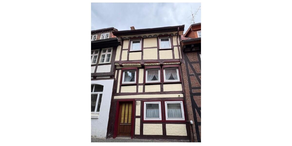 Möbliertes Fachwerkhaus mit Modernisierungsbedarf zu vermieten 4 zimmer