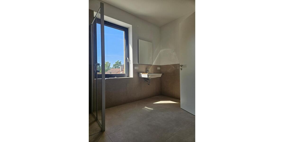 Dachgeschoßwohnung Bad Griesbach im Rottal - 2 Zimmer, 84 m&sup2;, 930&euro; | Angebot:23040143