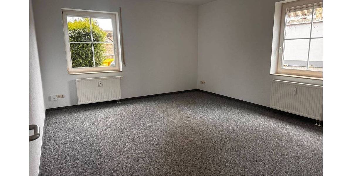 Etagenwohnung Salzatal Lieskau - 2 Zimmer, 67 m&sup2;, 550&euro; | Angebot:25999830