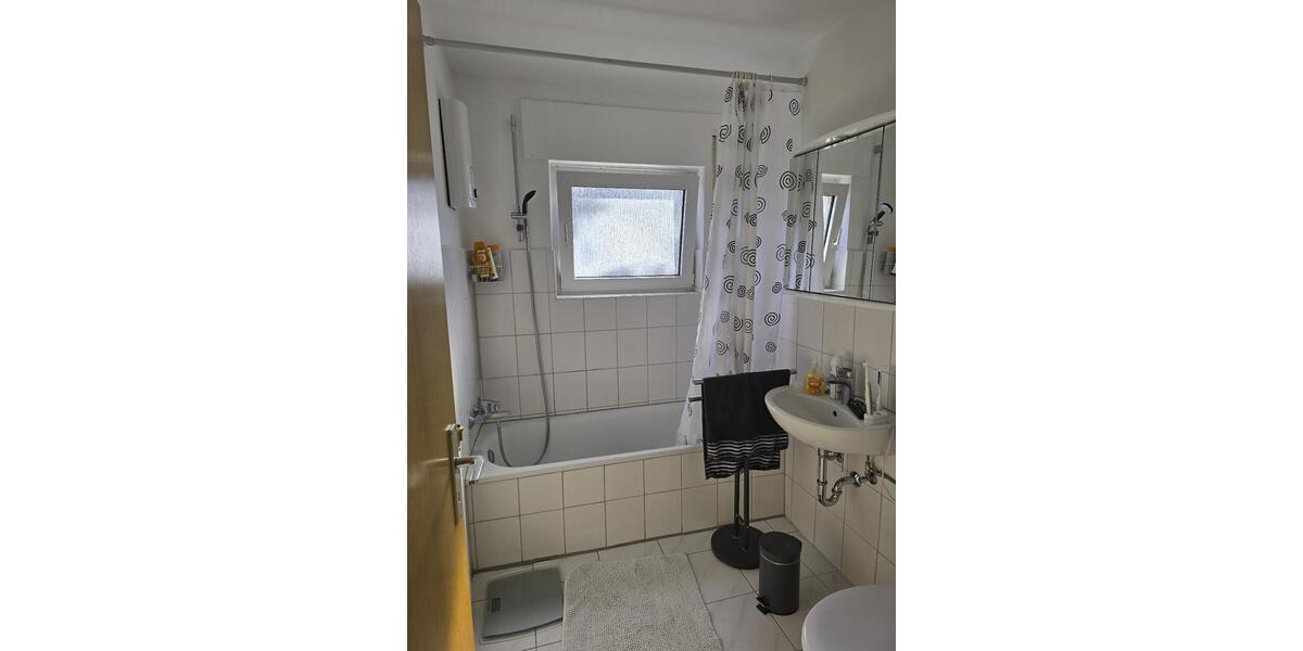 Dachgeschoßwohnung Weiterstadt - 3 Zimmer, 62 m&sup2;, 650&euro; | Angebot:26700026