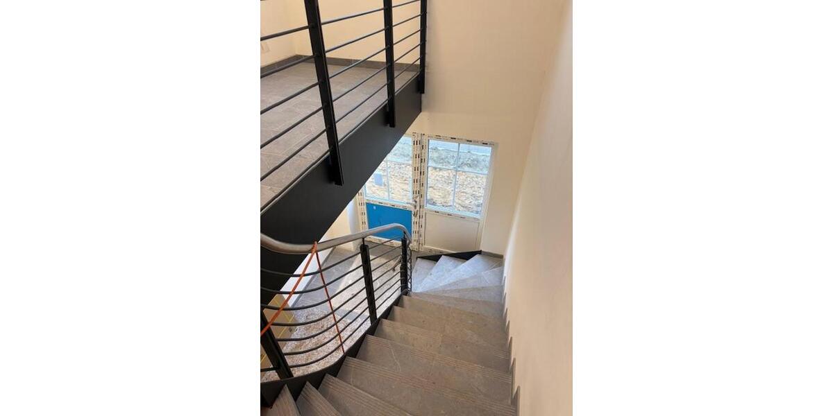 Dachgeschoßwohnung Brackel - 4 Zimmer, 95 m&sup2;, 1.470&euro; | Angebot:23766383