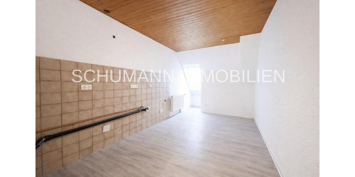 Dachgeschoßwohnung Sande - 2 Zimmer, 90 m&sup2;, 550&euro; | Angebot:26645688