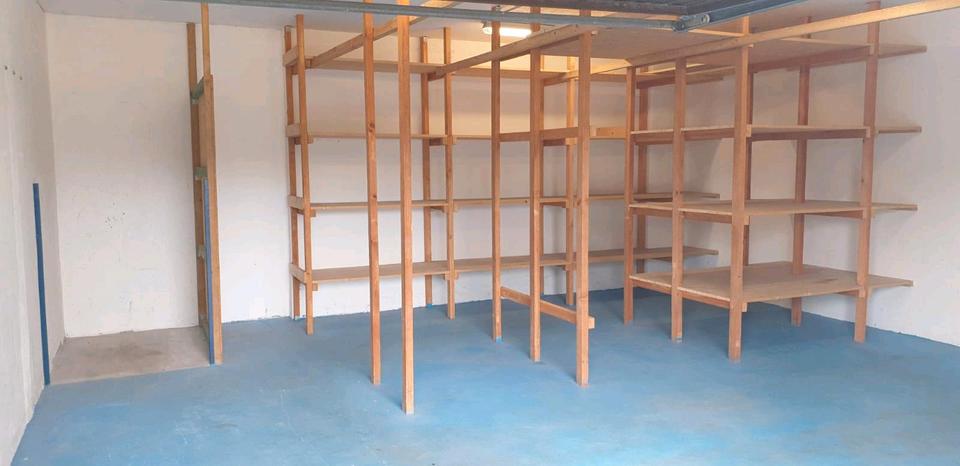 MITTWOCH 9 UHR Lager Garage Abstellraum zimmer