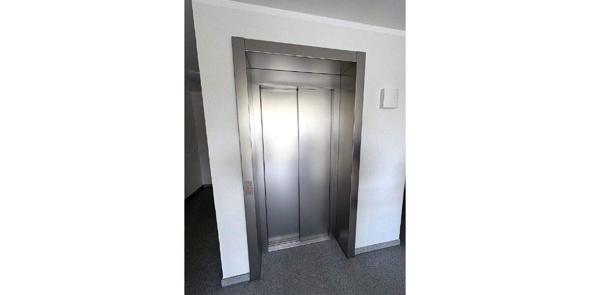 Etagenwohnung PETERSBERG BÖCKELS Böckels - 4 Zimmer, 204 m&sup2;, 1.990&euro; | Angebot:23941305