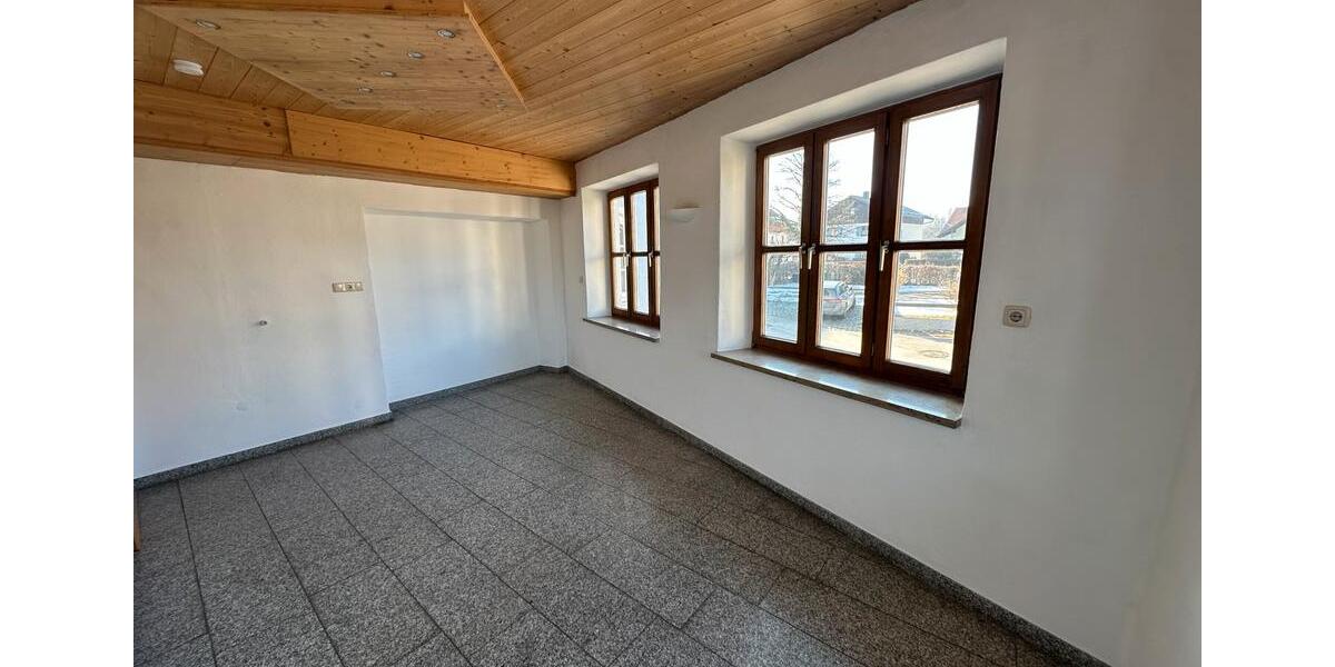 Hochparterre Amerang - 3 Zimmer, 70 m&sup2;, 1.000&euro; | Angebot:24582833