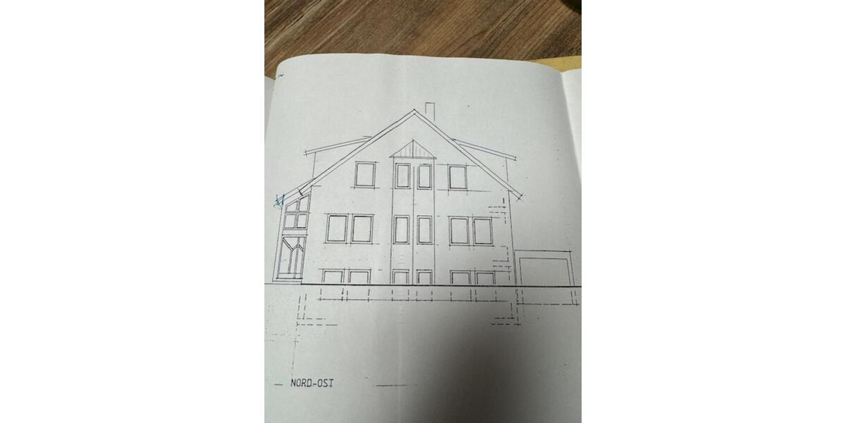 Dachgeschoßwohnung Bad Breisig - 5 Zimmer, 125 m&sup2;, 1.250&euro; | Angebot:24754940