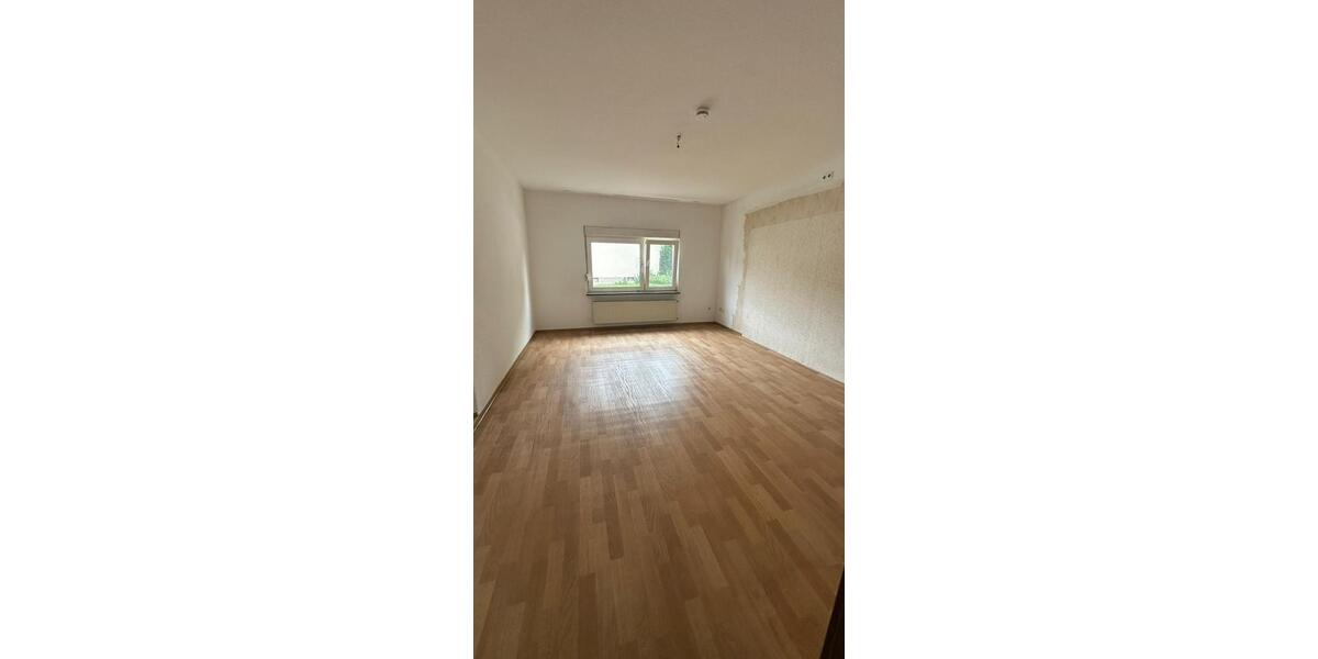 Erdgeschoßwohnung Kelsterbach - 3.5 Zimmer, 100 m&sup2;, 1.550&euro; | Angebot:24604258