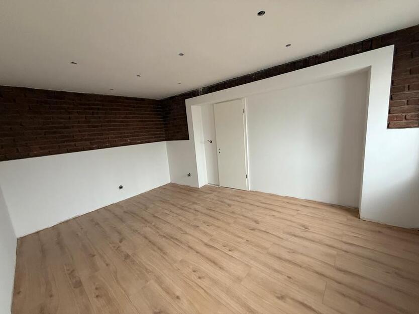 Kernsanierte 4-Zimmerwohnung in Top-Lage Schlüchtern – ab 012026 zimmer