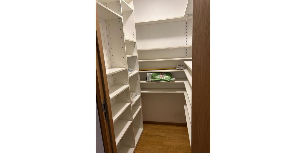 Etagenwohnung Ravensburg - 4 Zimmer, 114 m&sup2;, 1.700&euro; | Angebot:26056943