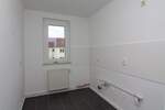 Etagenwohnung Merseburg Kötzschen - 2 Zimmer, 48 m&sup2;, 287&euro; | Angebot:25695020