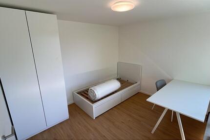 Wohnen auf Zeit München Moosach - 5 Zimmer, 7 m&sup2;, 700&euro; | Angebot:26701593