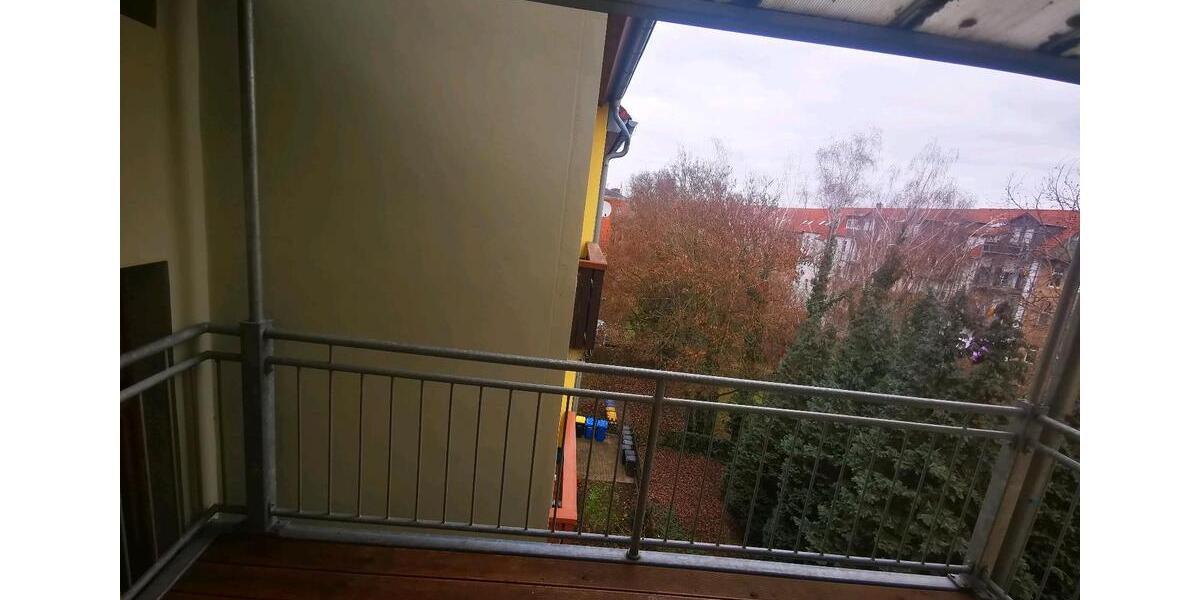 Etagenwohnung Weißenfels - 4 Zimmer, 111 m&sup2;, 660&euro; | Angebot:24533946