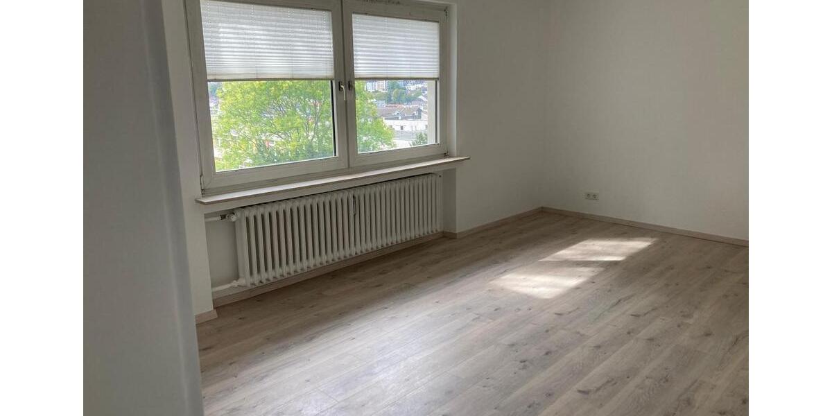 Etagenwohnung Wuppertal Gemarkung Barmen - 3 Zimmer, 78 m&sup2;, 899&euro; | Angebot:26606878