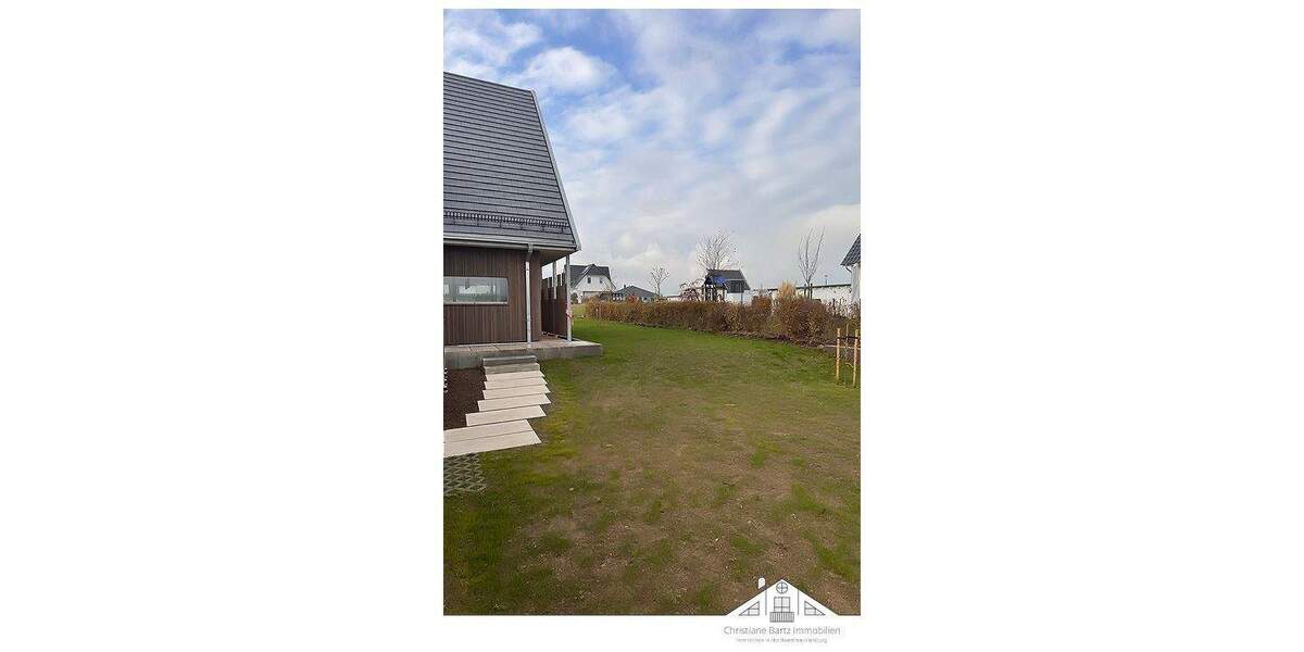 Doppelhaushälfte Wismar Wendorf - 5 Zimmer, 160 m&sup2;, 2.150&euro; | Angebot:25660957