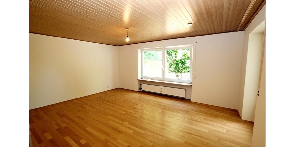 Erdgeschoßwohnung Landau an der Isar - 3 Zimmer, 103 m&sup2;, 900&euro; | Angebot:26663378