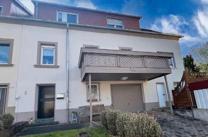 Einfamilienhaus Ottweiler - 3 Zimmer, 175 m&sup2;, 1.090&euro; | Angebot:25614208