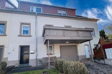 Haus Ottweiler - 3 Zimmer, 175 m&sup2;, 1.090&euro; | Angebot:25614208
