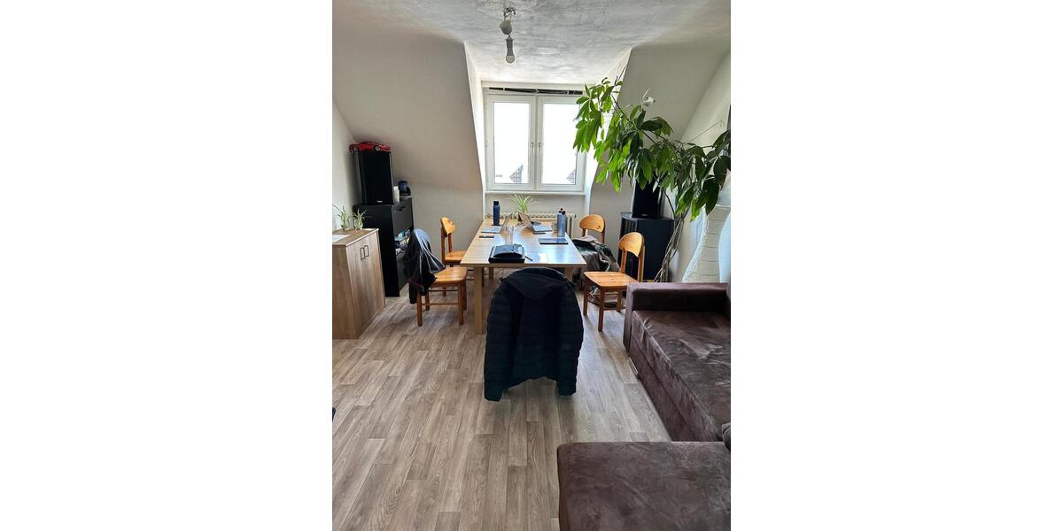 Wohnen auf Zeit Aachen Aachen-Mitte - 8 Zimmer, 180 m&sup2;, 380&euro; | Angebot:25883667
