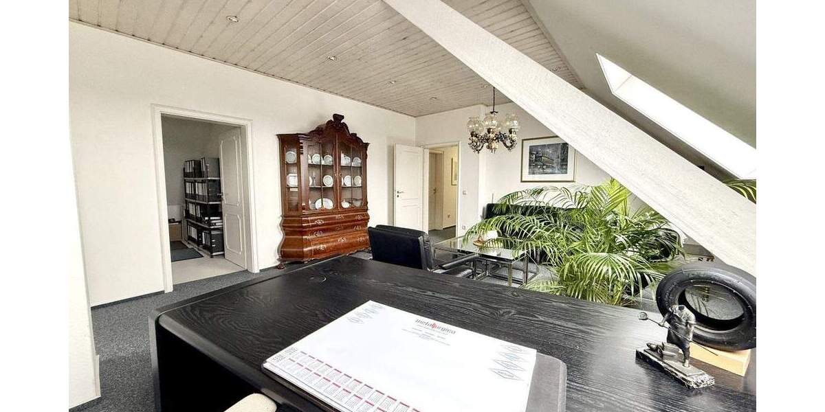 Gewerbeobjekt Geldern - 8 Zimmer, 260 m&sup2;, 1.875&euro; | Angebot:24609724