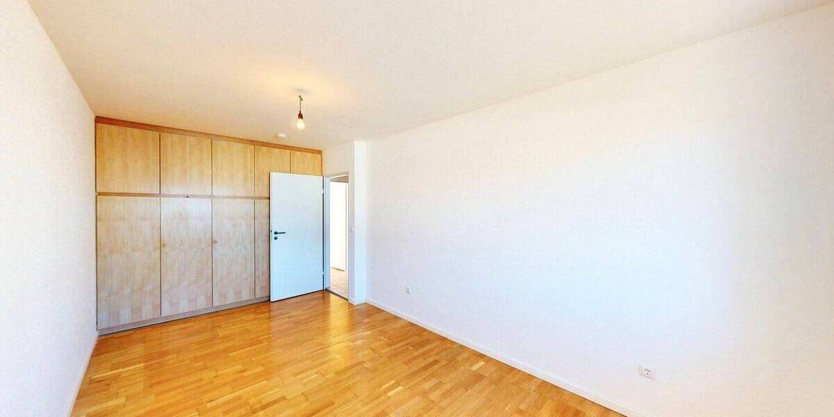 Etagenwohnung Rosenheim Ost - 3 Zimmer, 77 m&sup2;, 1.078&euro; | Angebot:26318093