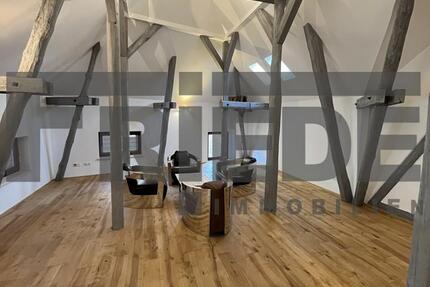 Loftartige Wohnung mit Ausblick! Mitten in Lüneburg - direkt am Stint! 3 zimmer