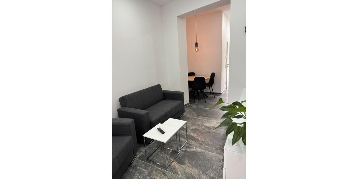 Erdgeschoßwohnung Köln Mülheim - 1 Zimmer, 28 m&sup2;, 1.000&euro; | Angebot:26429962