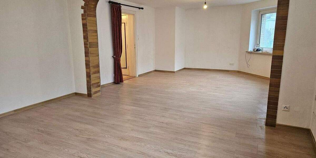 Etagenwohnung Nortorf - 2 Zimmer, 90 m&sup2;, 765&euro; | Angebot:25663956