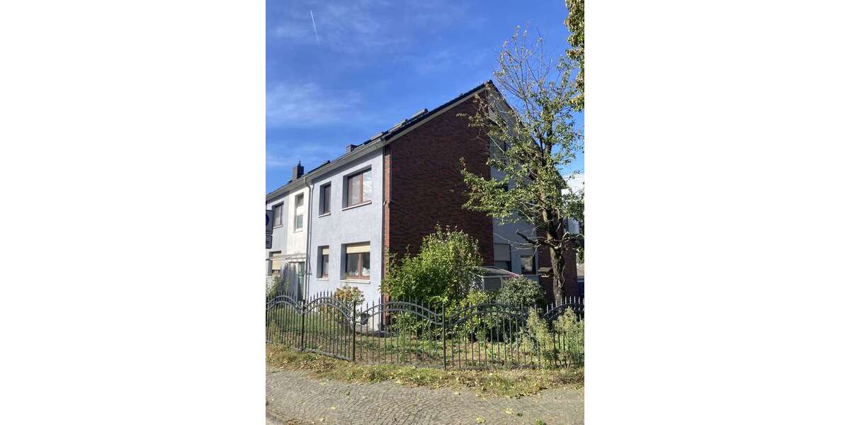 Etagenwohnung Bottrop - 2.5 Zimmer, 70 m&sup2;, 600&euro; | Angebot:27166315