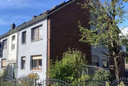 Wohnung Bottrop - 2.5 Zimmer, 70 m&sup2;, 600&euro; | Angebot:27166315