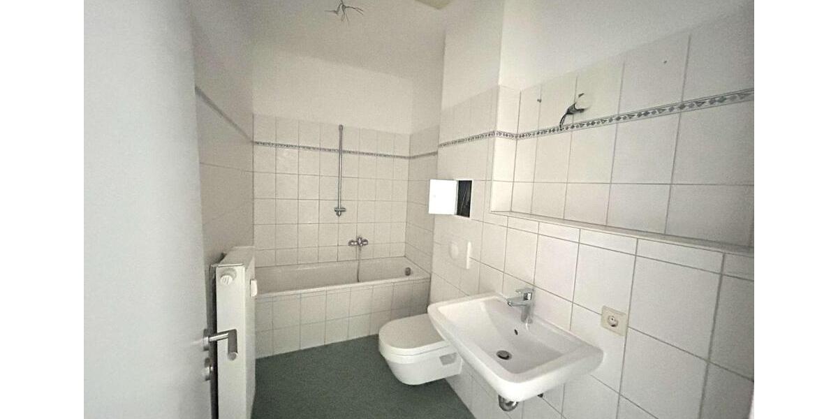 Etagenwohnung Limbach-Oberfrohna Oberfrohna - 3 Zimmer, 65 m&sup2;, 452&euro; | Angebot:26664439