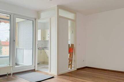 Renovierte 3-Zimmer-Wohnung mit großflächigem Keller in Laim 3 zimmer