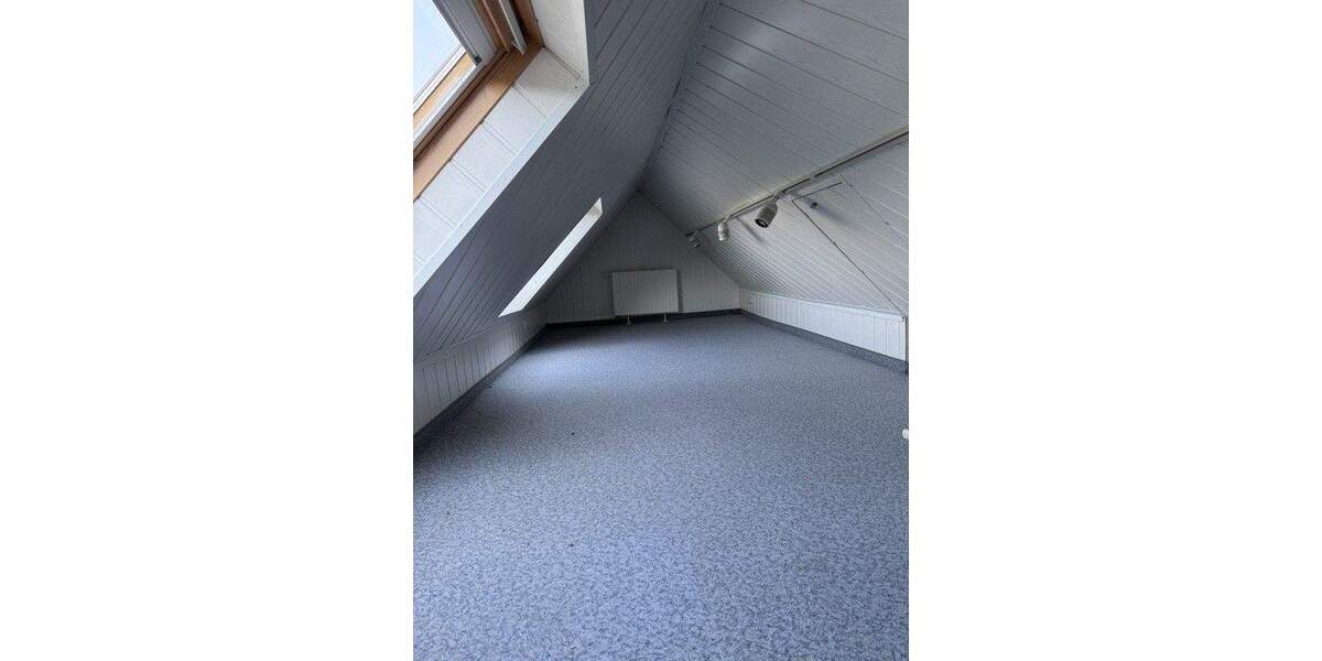 Etagenwohnung Kriebstein Grünlichtenberg - 3 Zimmer, 120 m&sup2;, 990&euro; | Angebot:23306123