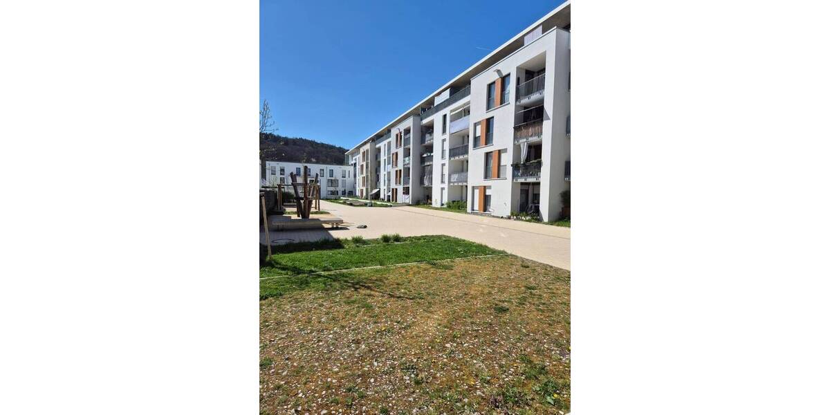 Etagenwohnung Esslingen am Neckar Weil - 3 Zimmer, 80 m&sup2;, 1.275&euro; | Angebot:26189583