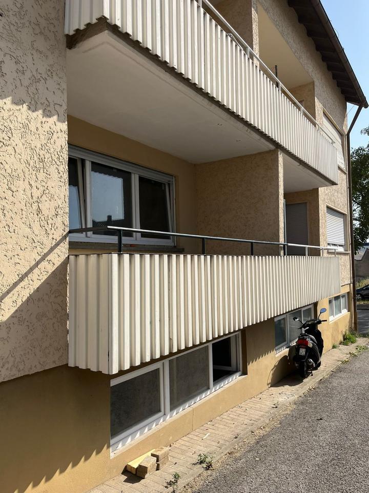 Geräumige 3-Zimmer ErdgeschosWohnung mit 2 Balkonen in Leonberg-H