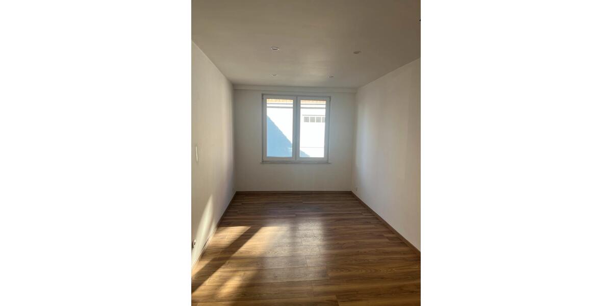 Erdgeschoßwohnung Neuhaus (Oste) - 3.5 Zimmer, 100 m&sup2;, 850&euro; | Angebot:25782492