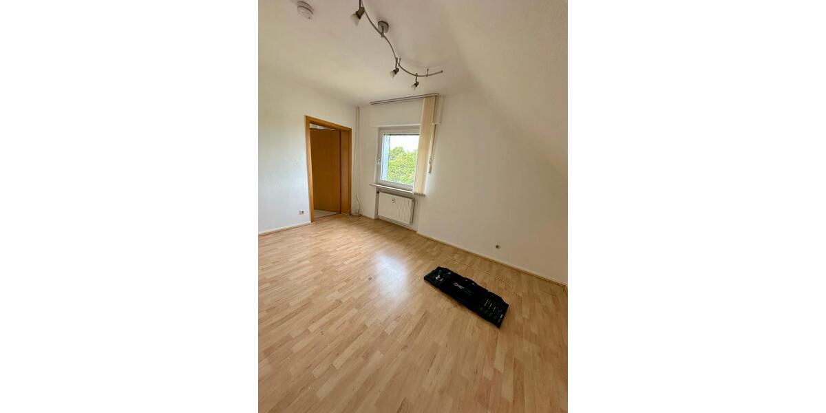 Dachgeschoßwohnung Eitorf - 3 Zimmer, 95 m&sup2;, 1.450&euro; | Angebot:26564638