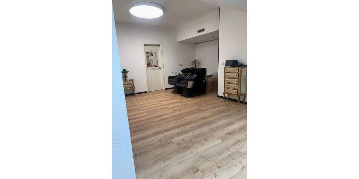 Gewerbeobjekt Nürnberg Sebald - 5 Zimmer, 2.700&euro; | Angebot:26155782