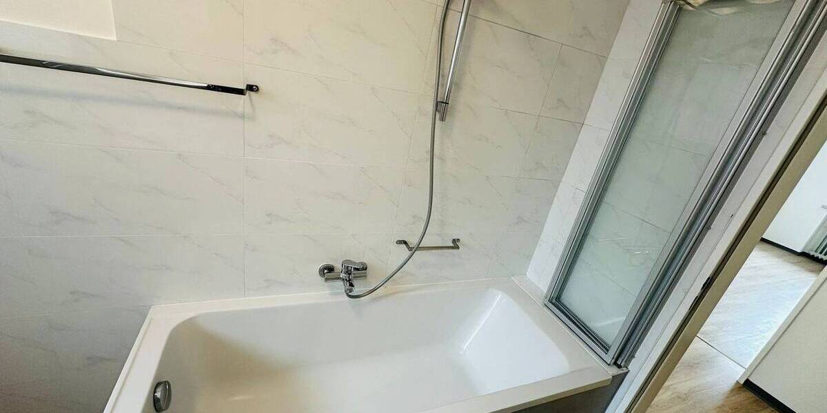 Etagenwohnung Munster - 3 Zimmer, 82 m&sup2;, 700&euro; | Angebot:26607142