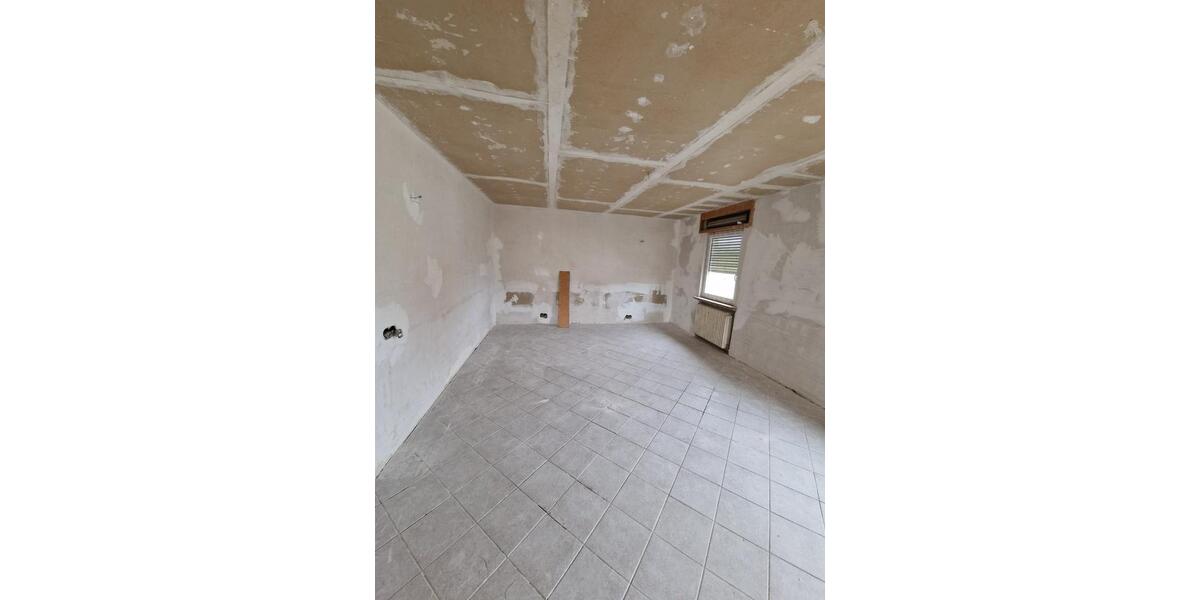 Etagenwohnung Birstein - 1 Zimmer, 90 m&sup2;, 800&euro; | Angebot:25368726