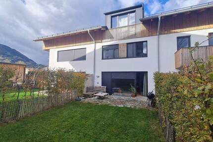 Haus Branneburg Brannenburg - 4 Zimmer, 150 m&sup2;, 2.500&euro; | Angebot:25756972