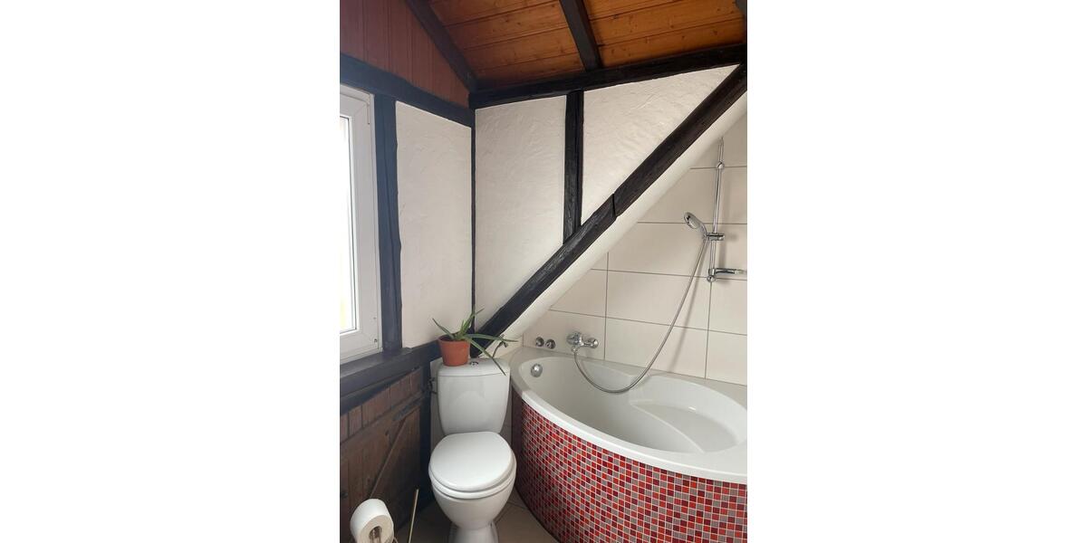 Dachgeschoßwohnung Erlensee - 1 Zimmer, 35 m&sup2;, 400&euro; | Angebot:26260761