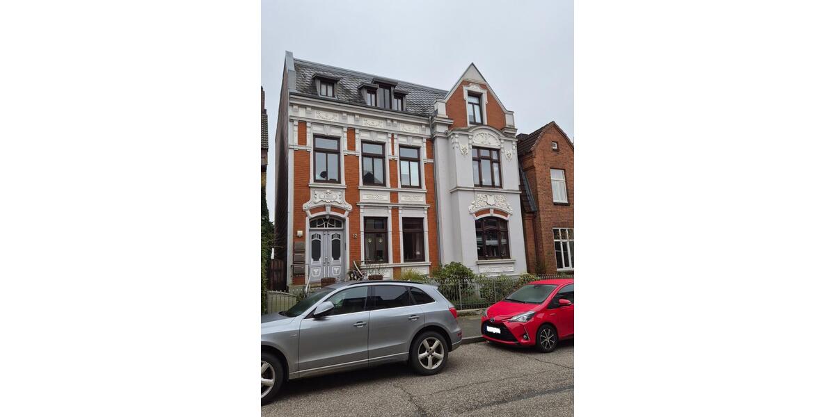 Gatermann Immobilien: Schöne 4-Zimmer-Wohnung mit Balkon in Itzehoe, Nähe Innenstadt 4 zimmer