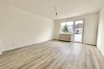 Frisch renovierte 2-Zimmer-Wohnung mit Balkon! zimmer
