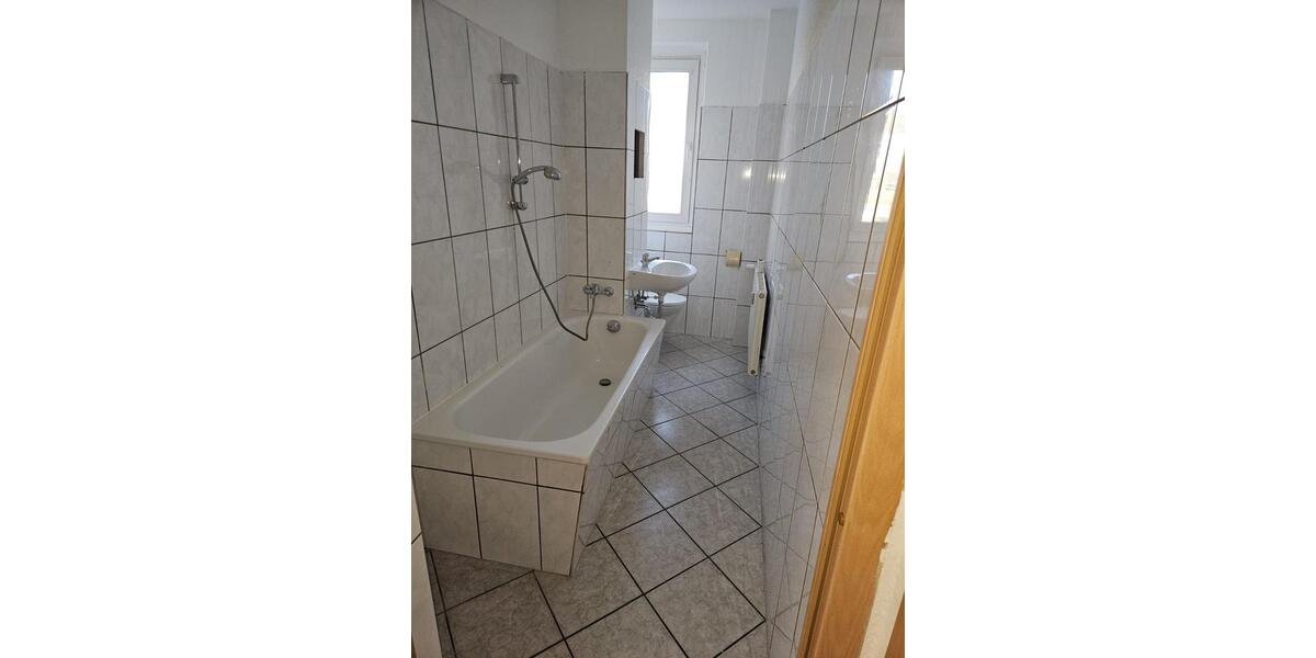 Etagenwohnung Bad Frankenhausen/Kyffhäuser Kyffhäuser - 4 Zimmer, 77 m&sup2;, 420&euro; | Angebot:25432787