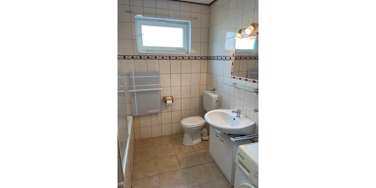 Einfamilienhaus Neckargerach - 5 Zimmer, 78 m&sup2;, 870&euro; | Angebot:26611085