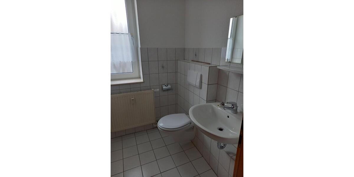 Etagenwohnung Edertal - 4 Zimmer, 92 m&sup2;, 550&euro; | Angebot:26491618